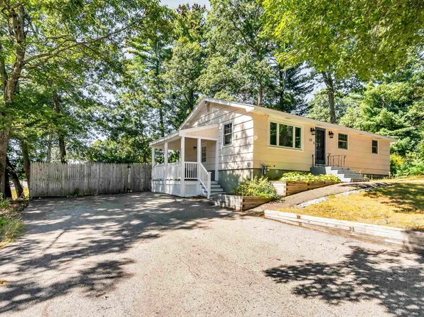 53 Tenby Drive, Nashua, NH 03062