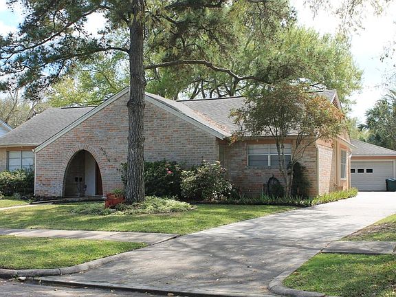 2nd image of 4314 Long Grove Dr