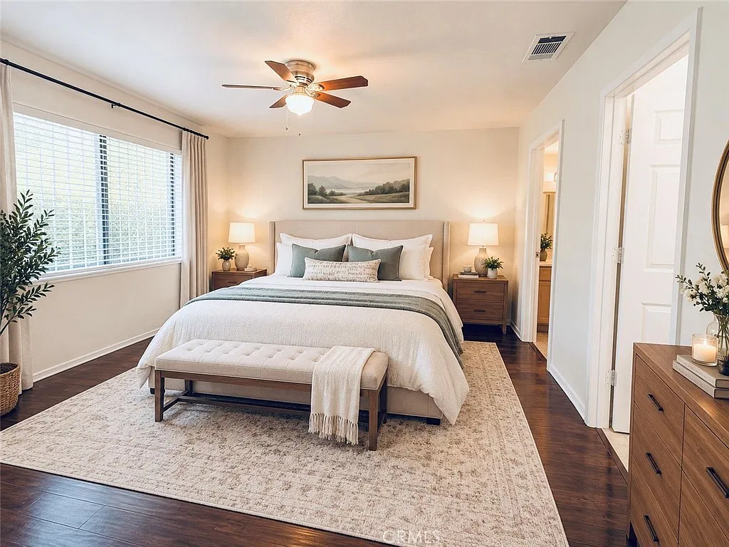 3 bed, 1180 sqft, $3,700 — Photo 3