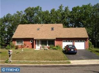 34 Primrose Dr, Sicklerville, NJ 08081