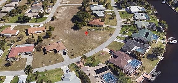2nd image of 1949 SE 10th Pl