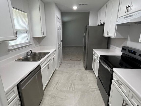 5th image of 9606 Pickwood Dr