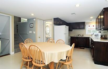 3rd image of 314 N Wilshire Ln