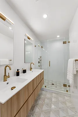 Sold by Corcoran | media 22