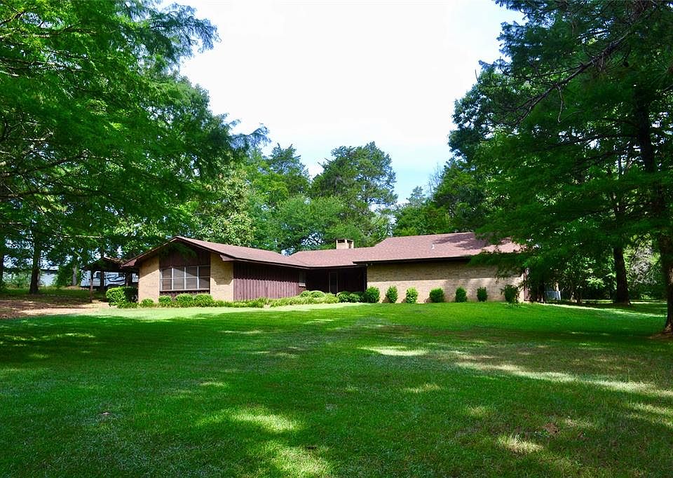 1st image of 302 County Road 2728