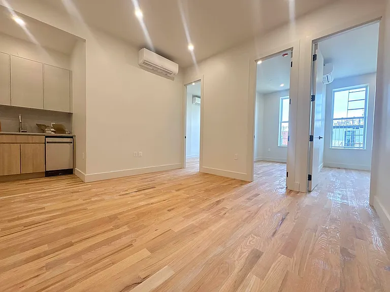 415 Himrod St #3F — Photo 2