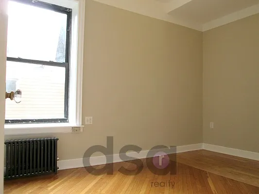 Rented by DSA Realty | media 23