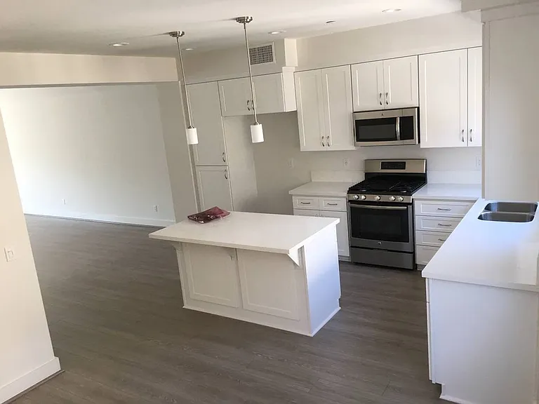 3286 Lavender Ln — Photo 4