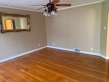 3 bed, 1040 sqft, $1,475 — Photo 2