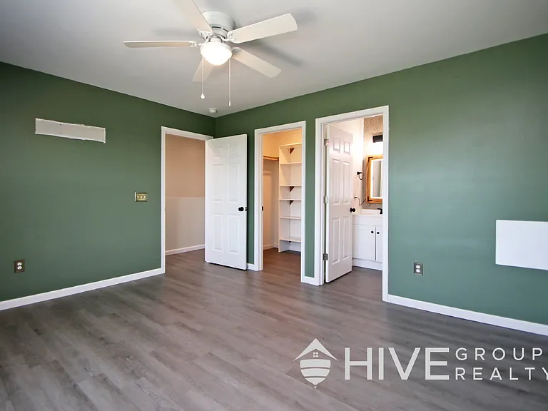 117 21st St — Photo 13
