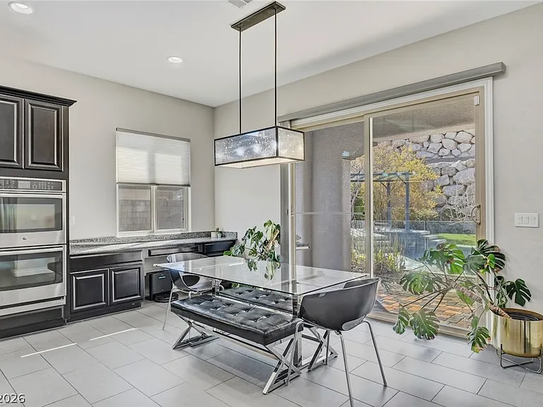 11 Grand Masters Dr — Photo 32