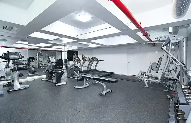 Rented by REAL New York | media 10