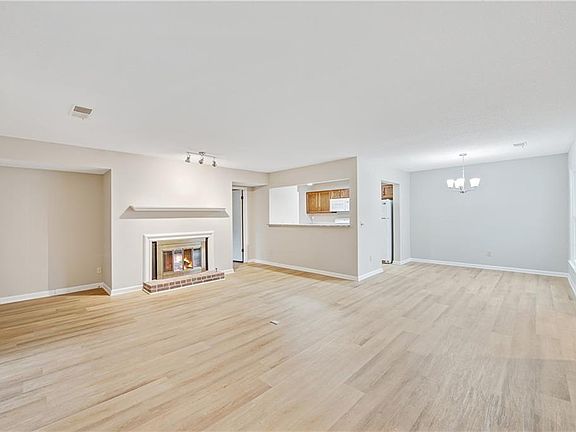5th image of 1011 Cannongate Xing SW #1011