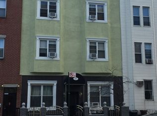 727 6th Ave #3R, Brooklyn, NY 11215