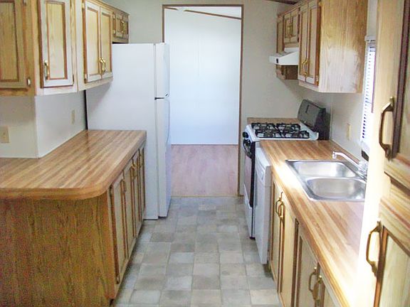 2nd image of 169 Belle Villa Blvd