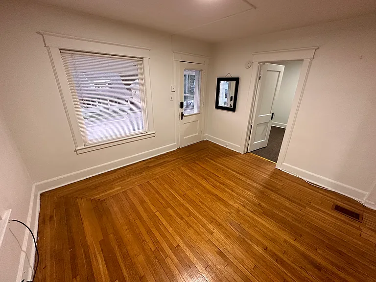 30 Pearl Ave #2 — Photo 10