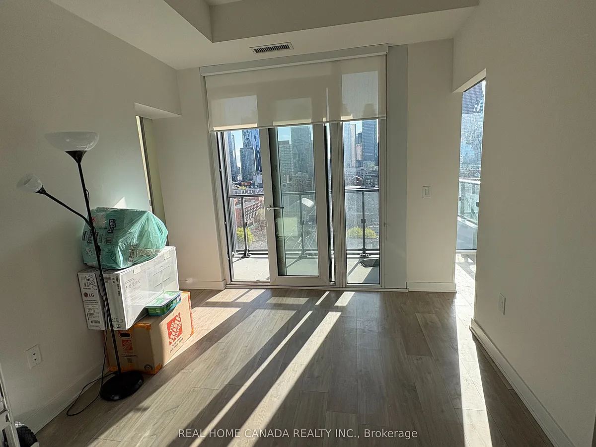 Building Photo - 121 Lower Sherbourne St #1556