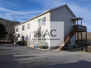 52 Smith Rd APT B, Leicester, NC 28748