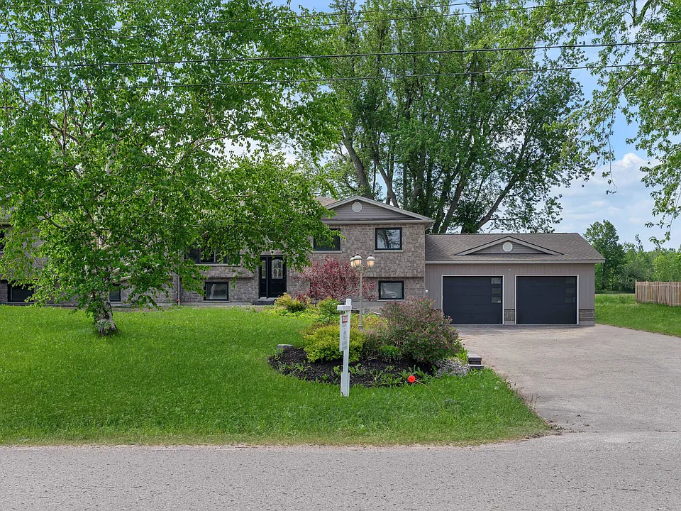 1563 Side Road 15 #UL-15/16