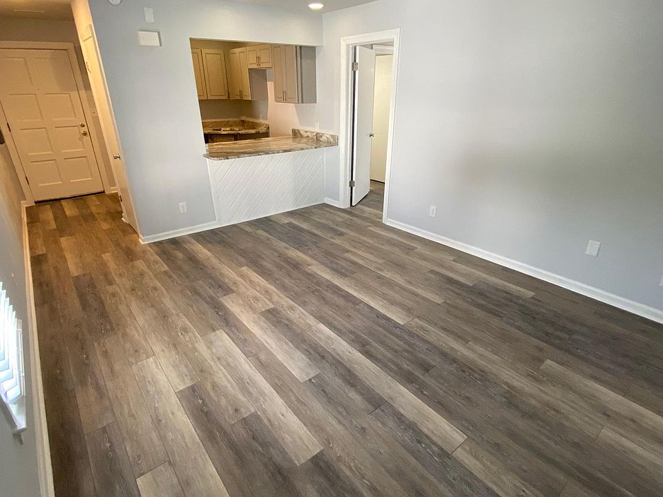 1st image of 318 Washington St APT B