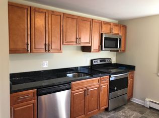 817 Country Way APT 1, Scituate, MA 02066