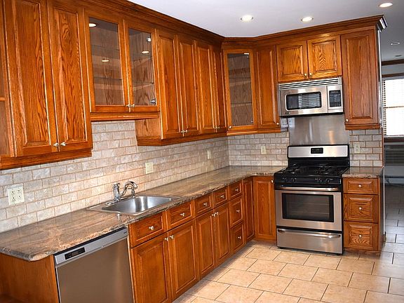 3rd image of 21-26 48th St