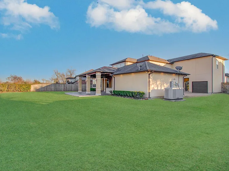 5226 Limestone Hill Ln — Photo 9