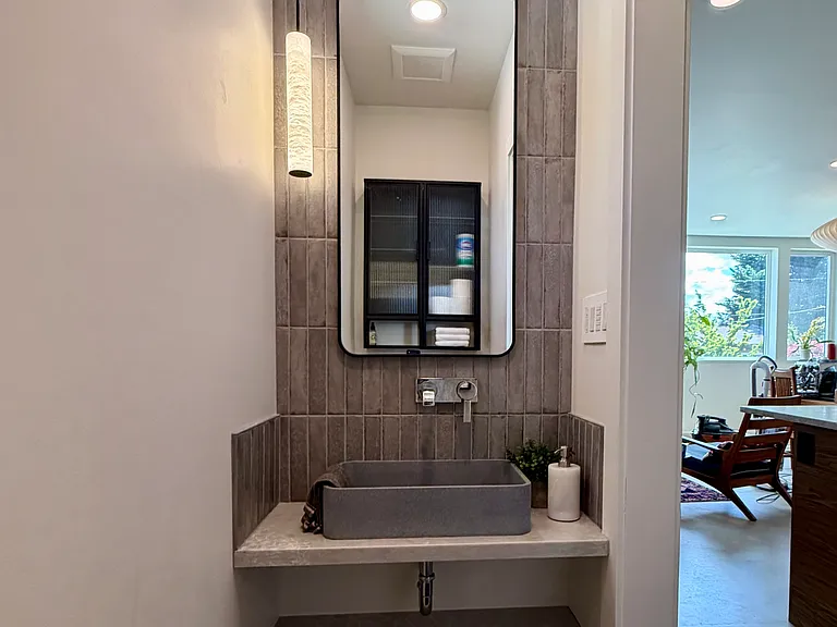 3421 34th Ave SW — Photo 16