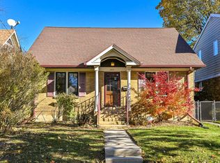 4620 N Ironwood Ln, Glendale, WI 53209