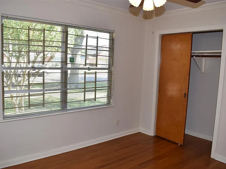 5911 Hornwood Dr — Photo 7