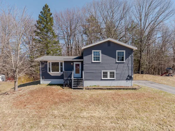 130 Bennett Avenue, Auburn, ME 04210