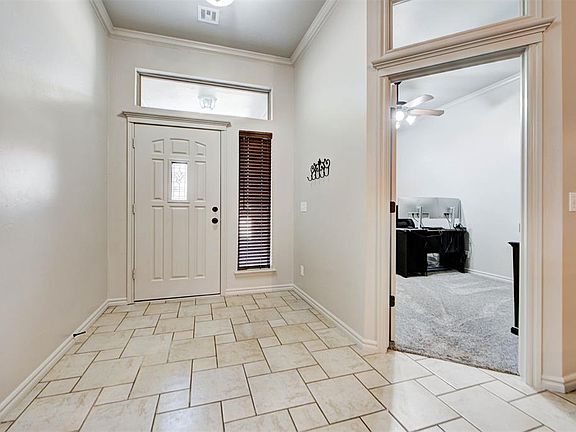 4th image of 16312 Vallejo Pl