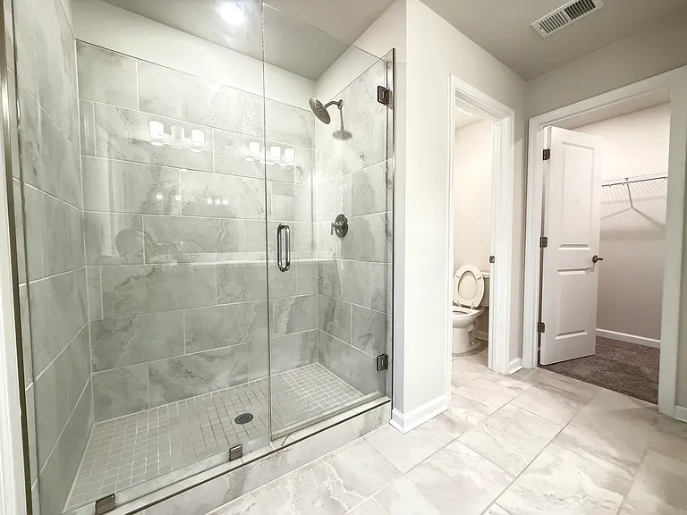 3756 Davis Cir — Photo 29