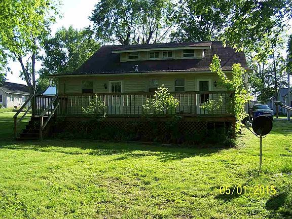 4th image of 108 Pearl St