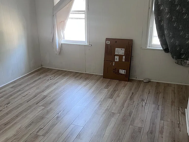 505 N Pitt St #1 — Photo 12