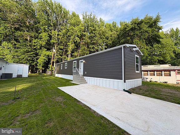 4th image of 65 Forest Dr