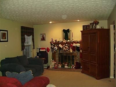 3rd image of 6275 Autumn Meadows Dr