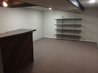 1015 Fairfield Ct, Waukegan, IL 60085