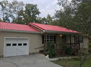 1350 Dustin Dr, Dalton, GA 30720