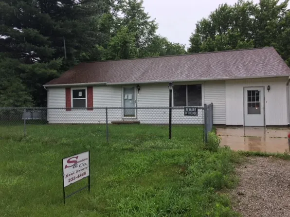 10 Missouri St, Ashmore, IL 61912