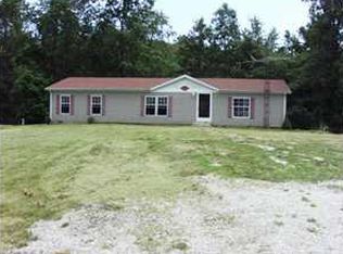 191 W Boggs Cir, Loogootee, IN 47553