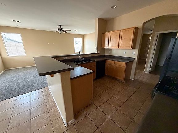 4th image of 3202 S 104th Ave