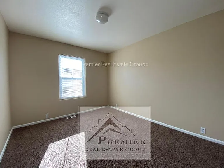 2790 Tumblewood Grv — Photo 8