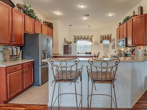 2nd image of 9940 Cleghorn Dr