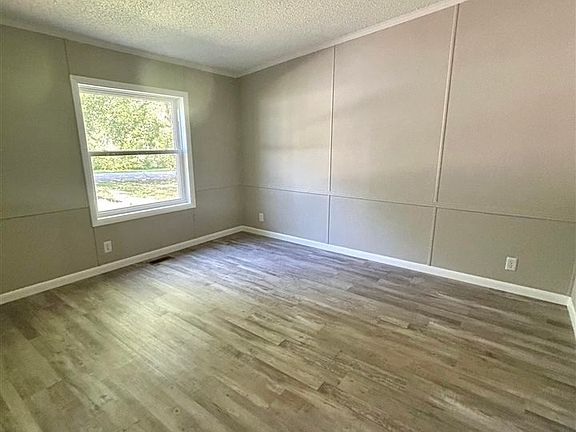 3rd image of 1224 S 21st St