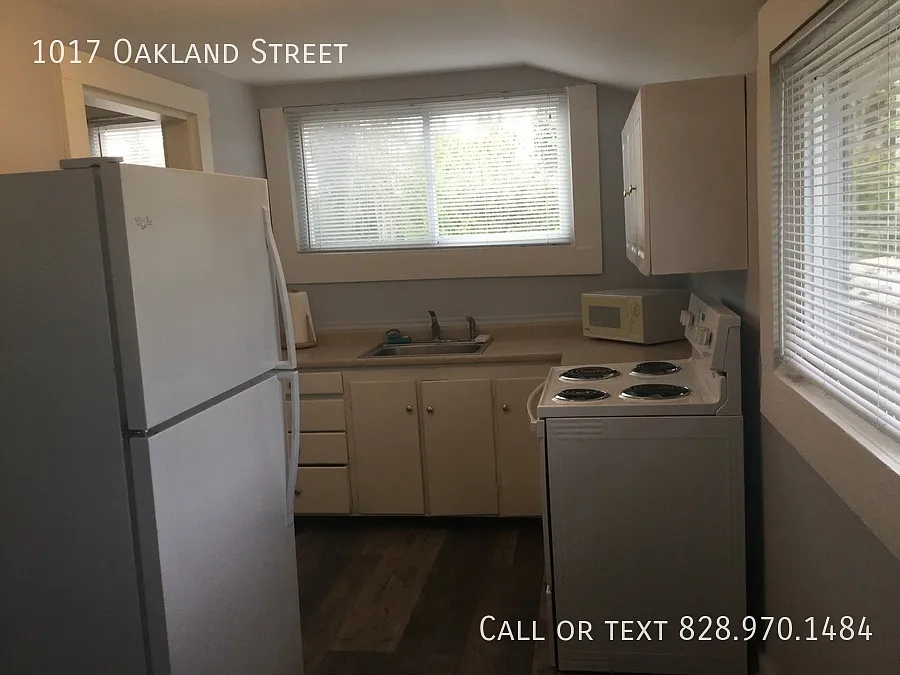 Perfect home in perfect location — Photo 3