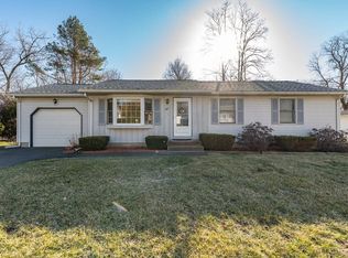 50 Evergreen Dr, Holyoke, MA 01040