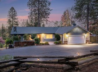 11977 Alta Sierra Dr, Grass Valley, CA 95949