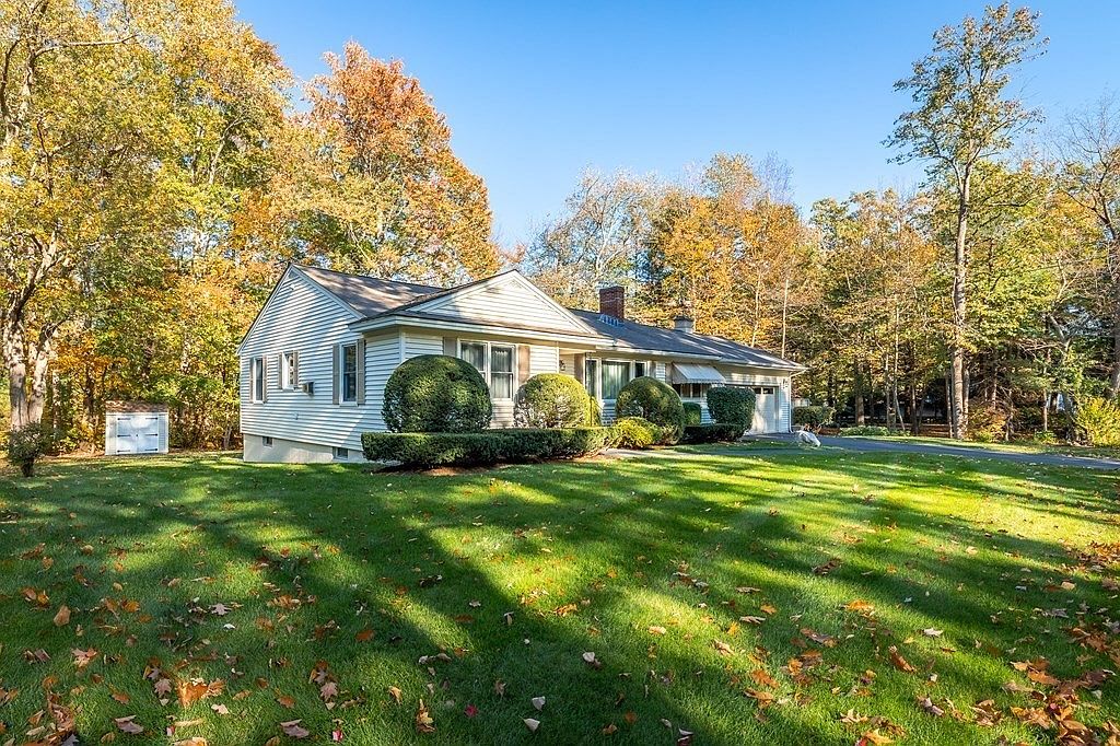 593 West St, Leominster, MA 01453 Zillow