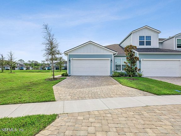 5th image of 149 Silver Myrtle Ct